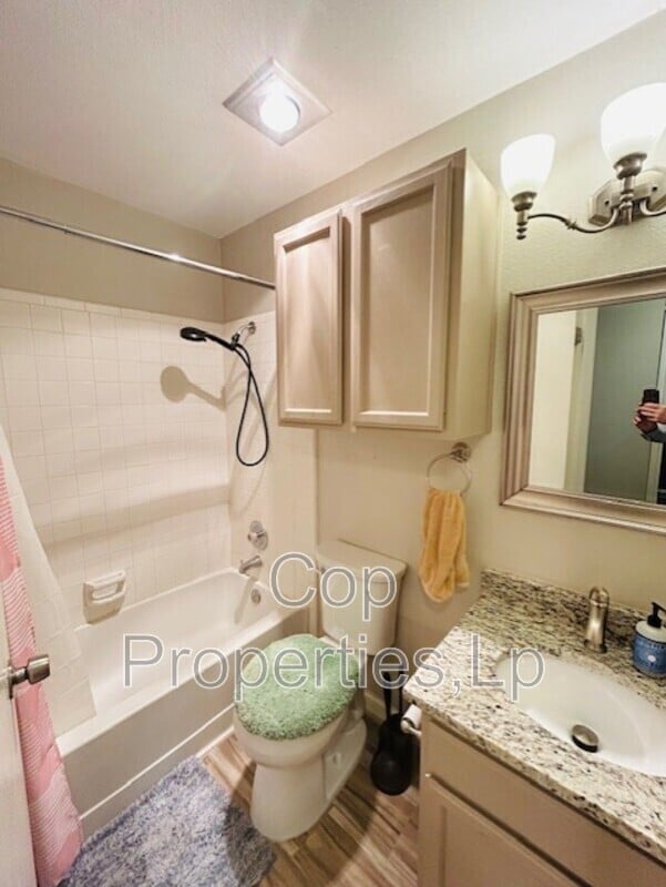 Building Photo - 6338 Broadmeadow