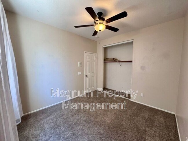 Building Photo - 33021 Adelante St
