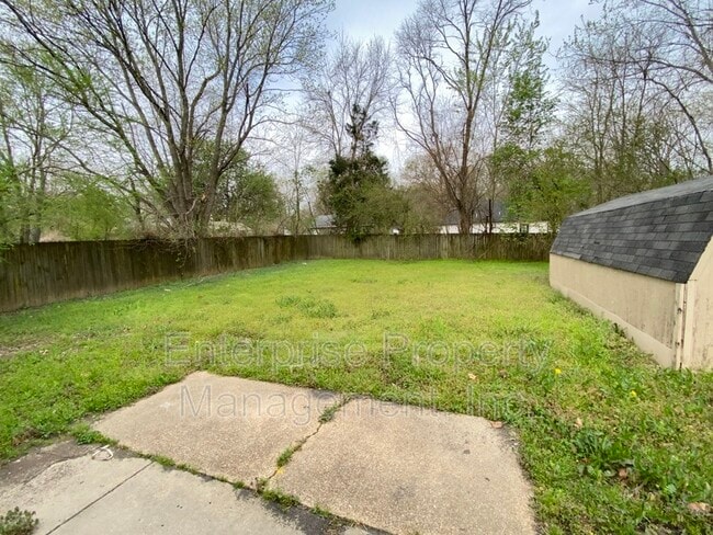 Building Photo - 3681 Barberry St