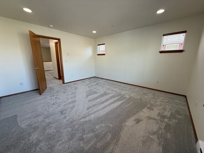 Building Photo - 1838 Bobs Hollow Ln