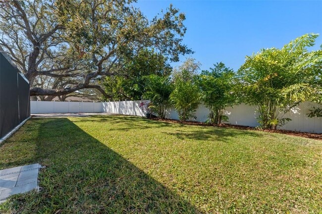 Building Photo - 1664 Sharon Way