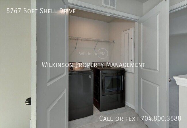 Building Photo - 5767 Soft Shell Dr