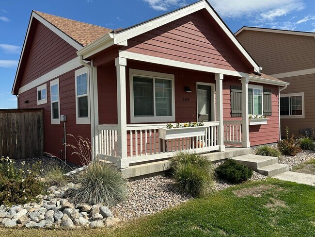 Primary Photo - 2B/2B Berthoud Ranch Style Home Built with...