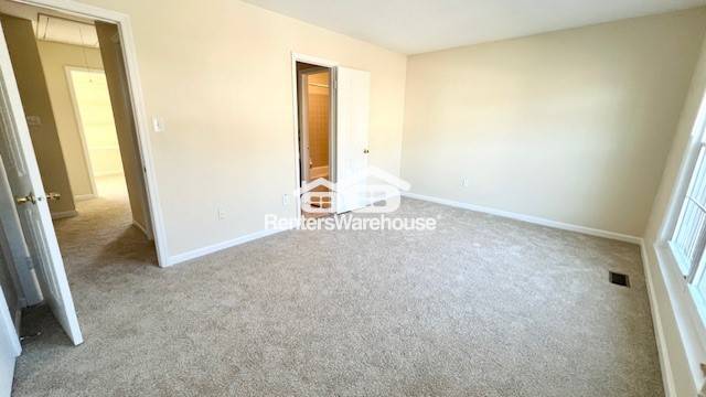 Building Photo - 5915 Rowanberry Dr