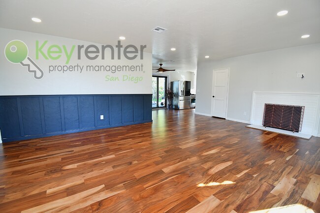 Building Photo - Single Detach Home in the heart of Bay Park | Close to SeaWorld, Mission Bay, Hwy 5 & 8 freeway