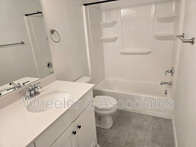 Building Photo - 2085 W 1715 S