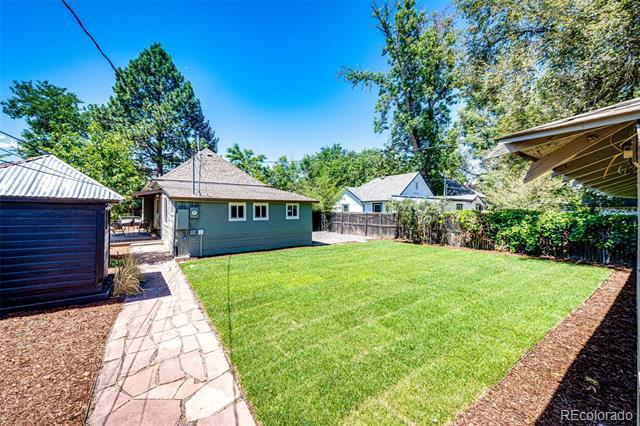 Building Photo - 2832 S Acoma St