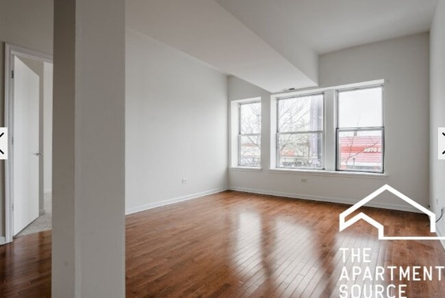 Building Photo - 4219 W Irving Park Rd