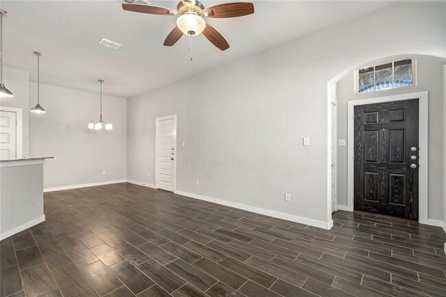 Building Photo - 334 Creekside Curve