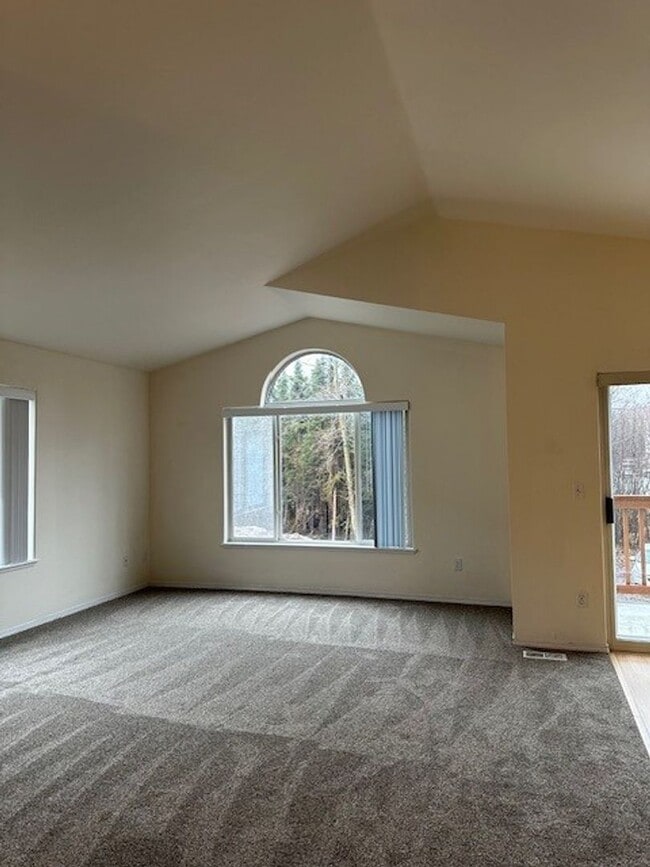 Building Photo - Tranquil Cul-de-Sac Charm: Inviting 3BR, 2BA Home in South Anchorage