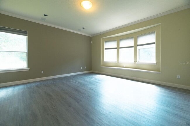 Building Photo - 10430 Birch Tree Ln