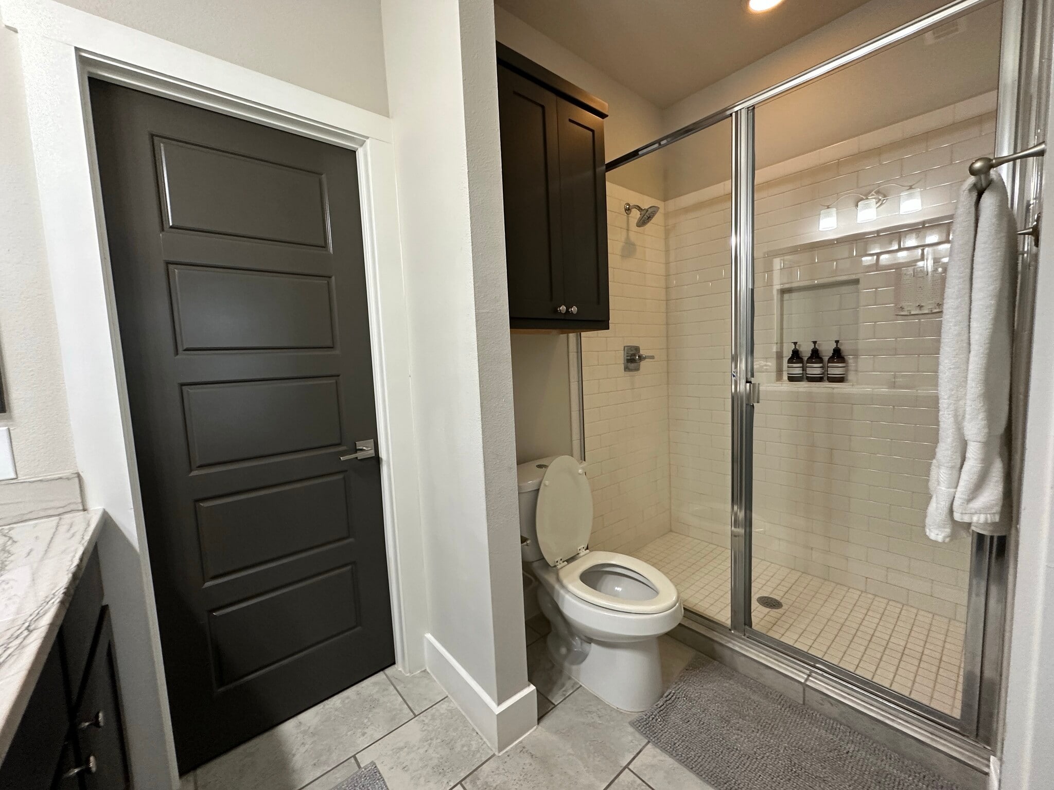 Building Photo - 509 Elmhurst Ave