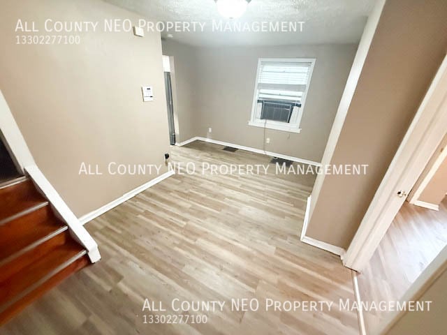 Building Photo - 1212 6th St NE