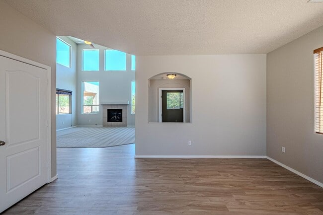Building Photo - 10532 Coyote Canyon Pl NW