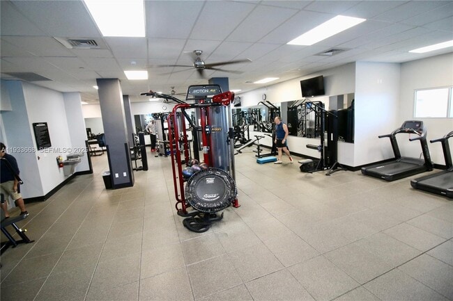 Building Photo - 2501 S Ocean Dr