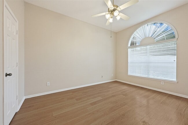 Building Photo - 17703 Riata Lk Dr