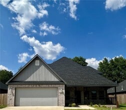 Building Photo - 224 Ryder St