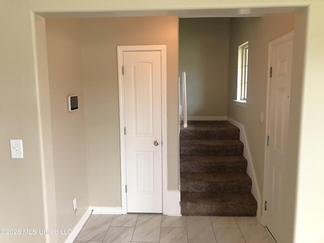 Building Photo - 1126 River Wood Creek W