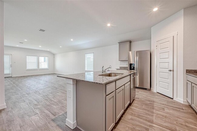 Building Photo - 31634 Brandon Ml Trl