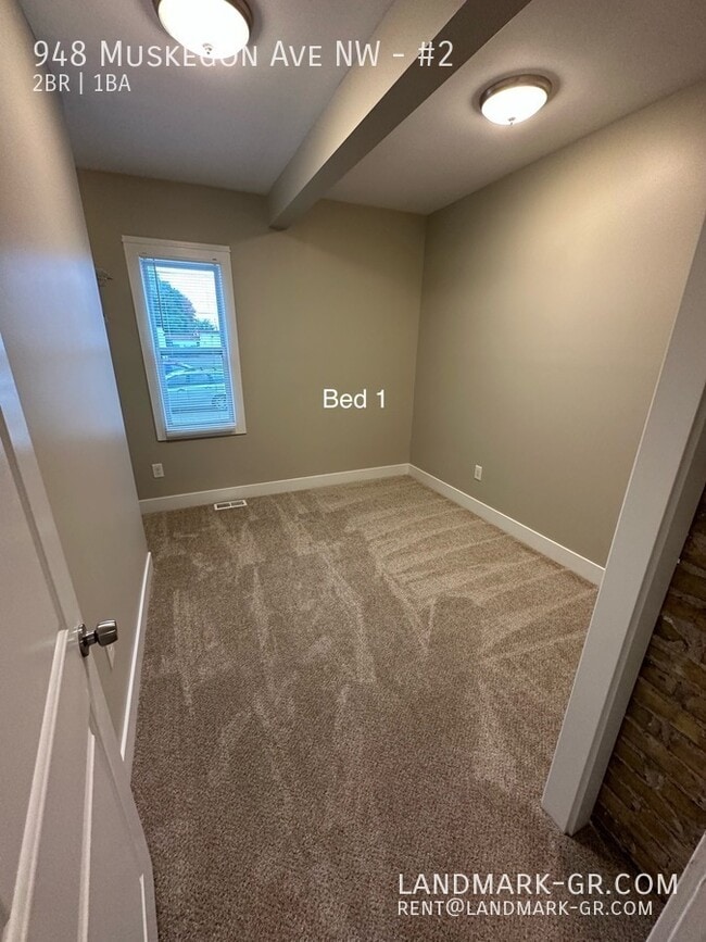 Building Photo - 948 Muskegon Ave NW