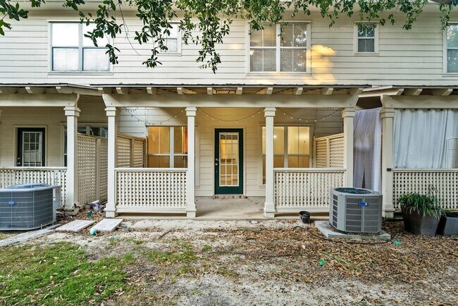 Building Photo - 229 Mattie M Kelly Blvd