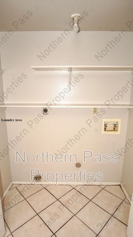 Building Photo - 244 Mardi Gras Dr