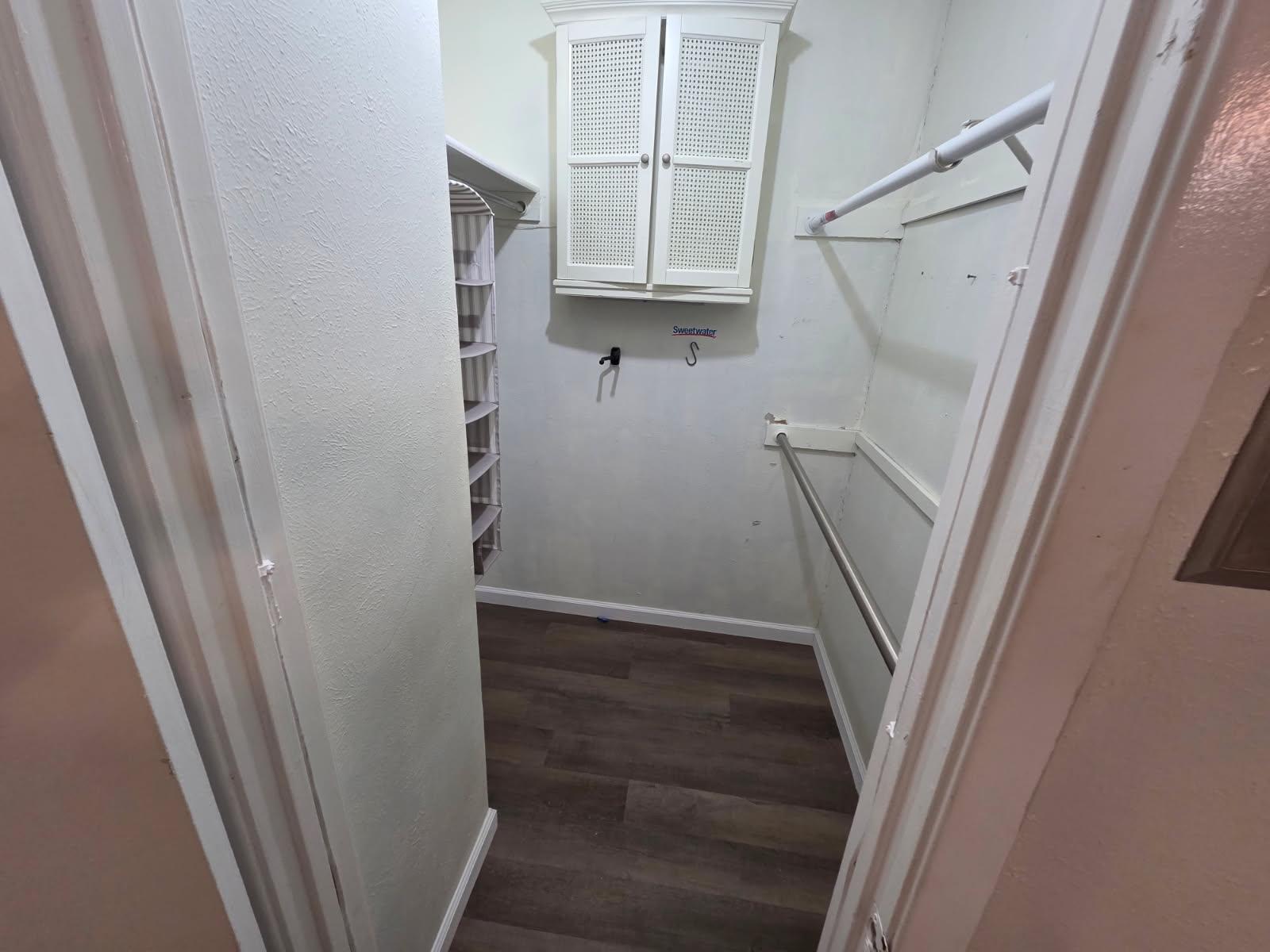 Building Photo - 839 Dublin Dr