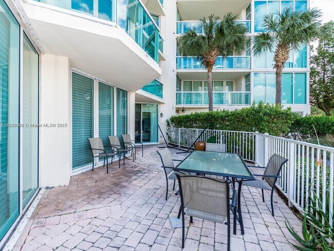 Building Photo - 3370 Hidden Bay Dr