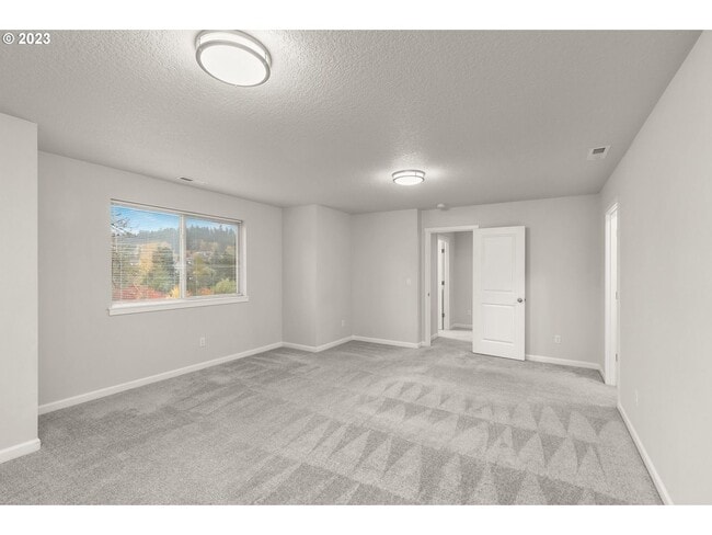 Building Photo - 10977 SE 129th Ave