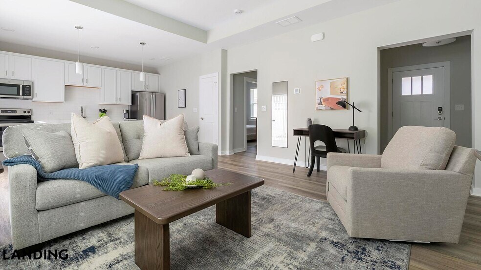 Building Photo - 1720 Rocky River Rd