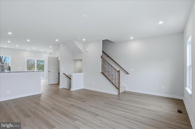 Building Photo - 101 Marlow Ct