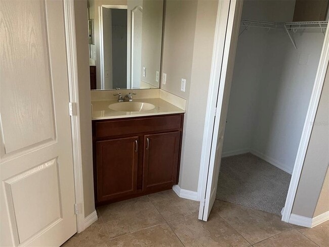 Building Photo - 12016 Deer Path Way