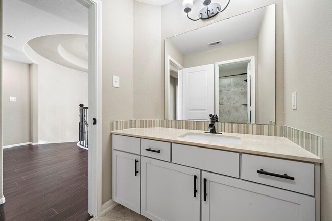 Building Photo - 31041 Pecan Creek Dr
