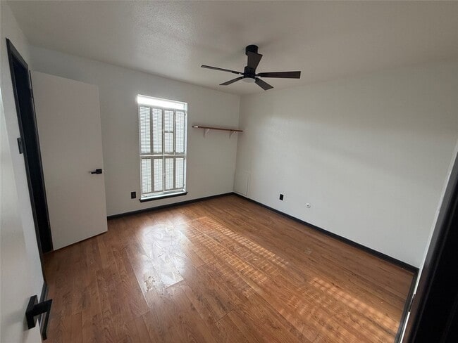 Building Photo - 11935 Firebird Dr