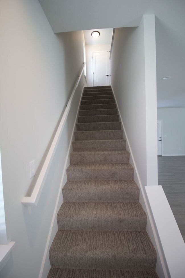 Building Photo - 2324 Lovie Ln