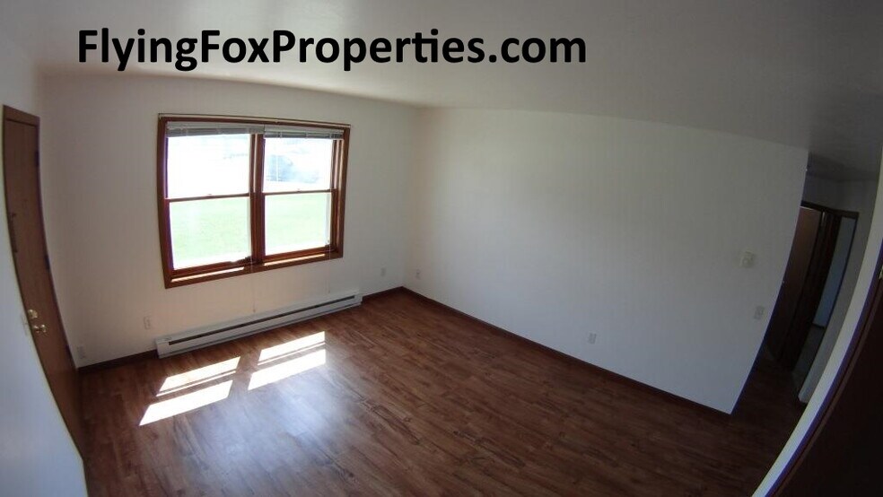 Building Photo - 231 Ash St