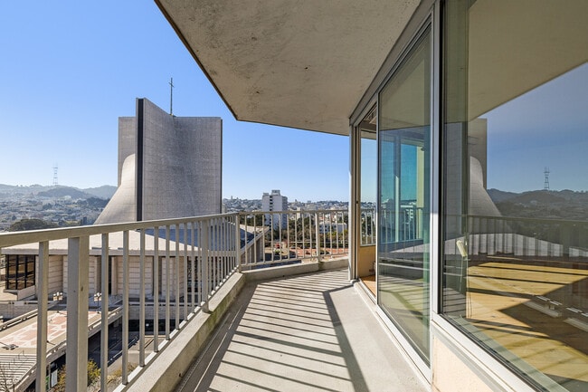 Building Photo - 1200 Gough St