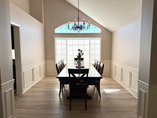 Building Photo - 2831 Hawkstone Ct