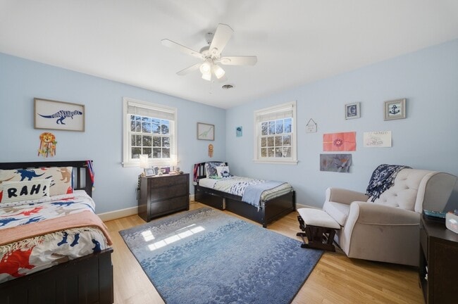 Building Photo - 1402 Trouville Ave