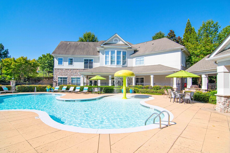 Building Photo - The Asher at Sugarloaf