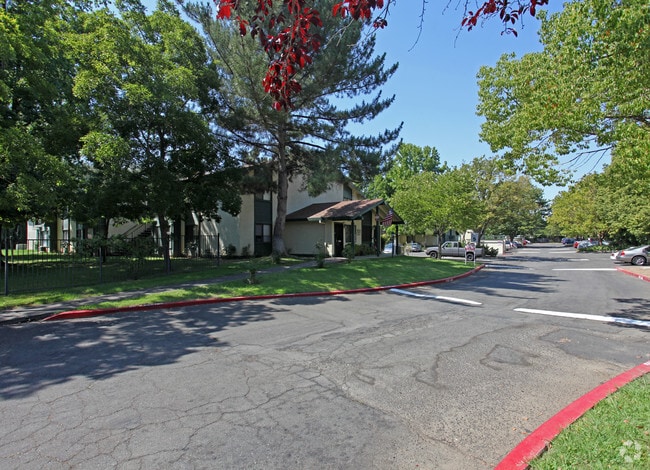 Building Photo - Elk Grove