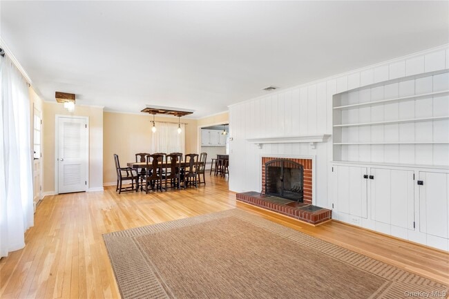 Building Photo - 56 Seaman Rd