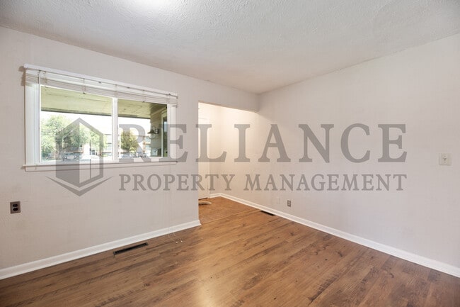 Building Photo - 8403 E Gilbert St