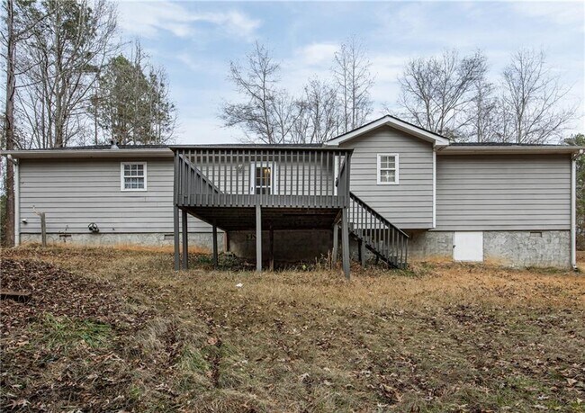 Building Photo - 176 White Tail Hills Dr