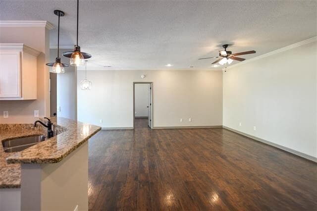 Building Photo - 101 Bridle Trace Ln