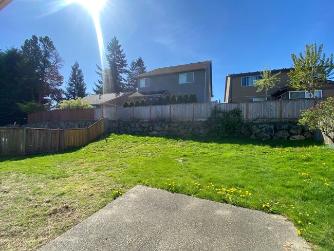 Building Photo - Fully renovated 4 bedroom Auburn Home