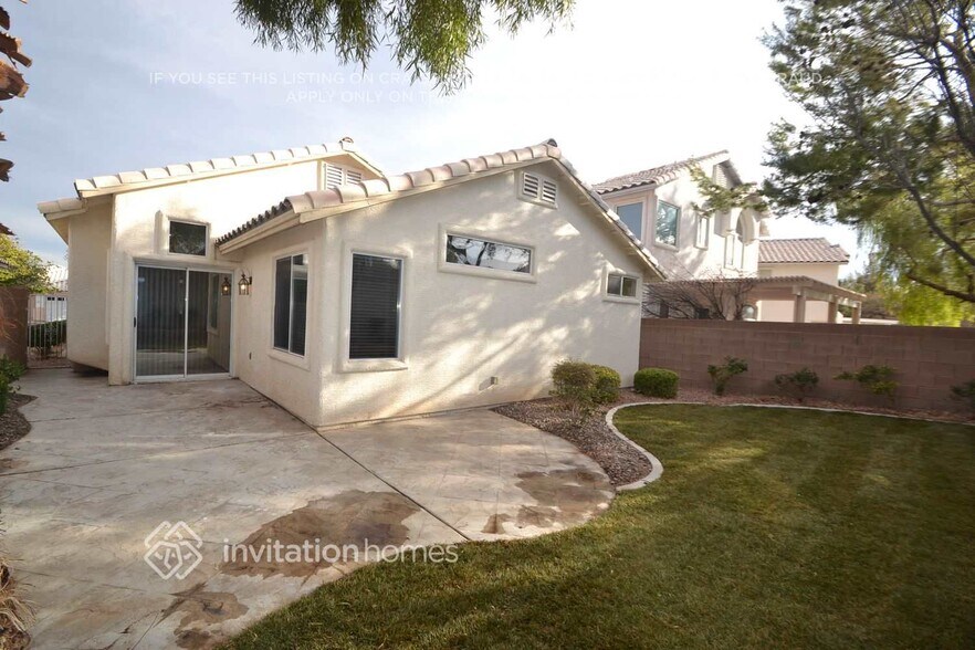 Building Photo - 809 Windhook St