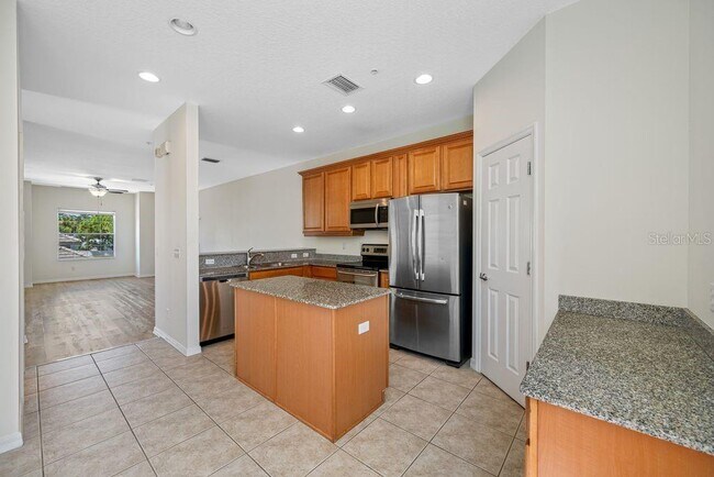 Building Photo - 7125 102nd Ln