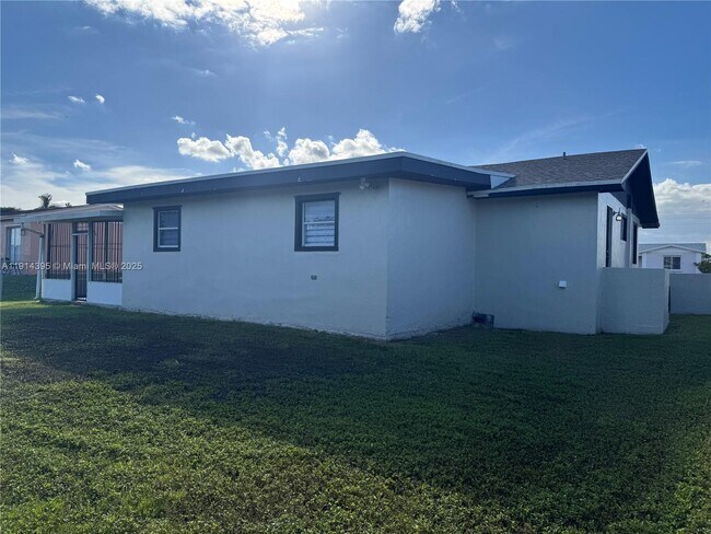 Building Photo - 22105 SW 113th Pl