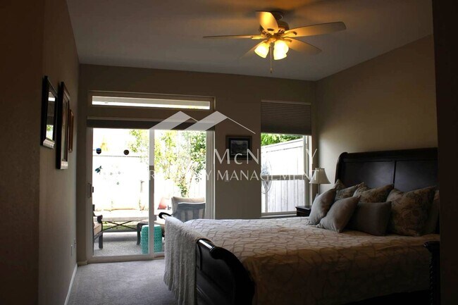 Building Photo - 1114 Garden Cir